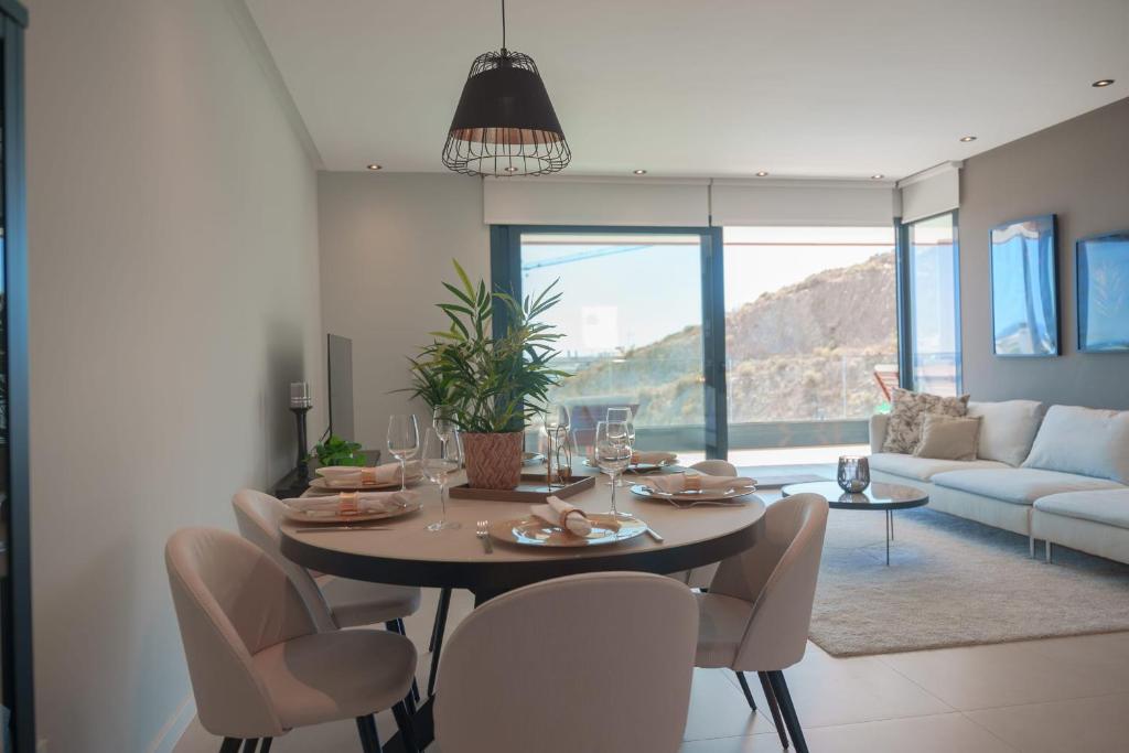 Stunning modern apartment in Middel Views Higueron - 5