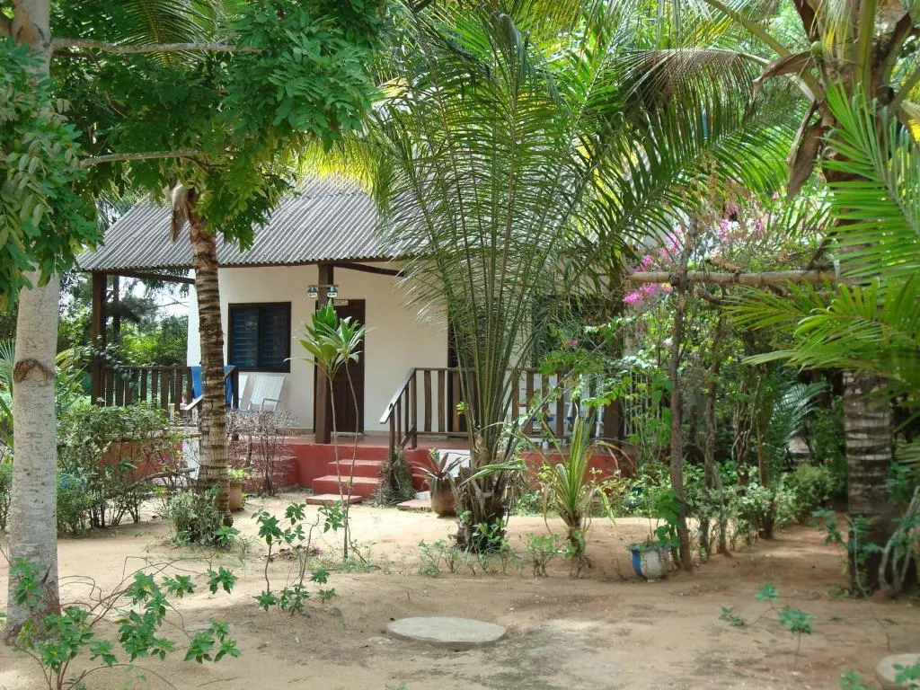 Hotel Village Vacances Awale Plage, hotel in Grand-Popo