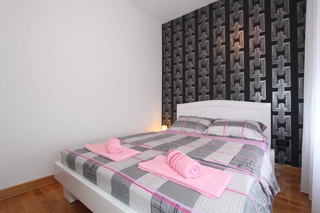 Aleksandar - Stan Na dan Belvil Novi Beograd, parking 5 evra dnevno - 4