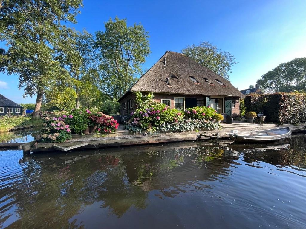 Plompeblad Suite Giethoorn, Giethoorn