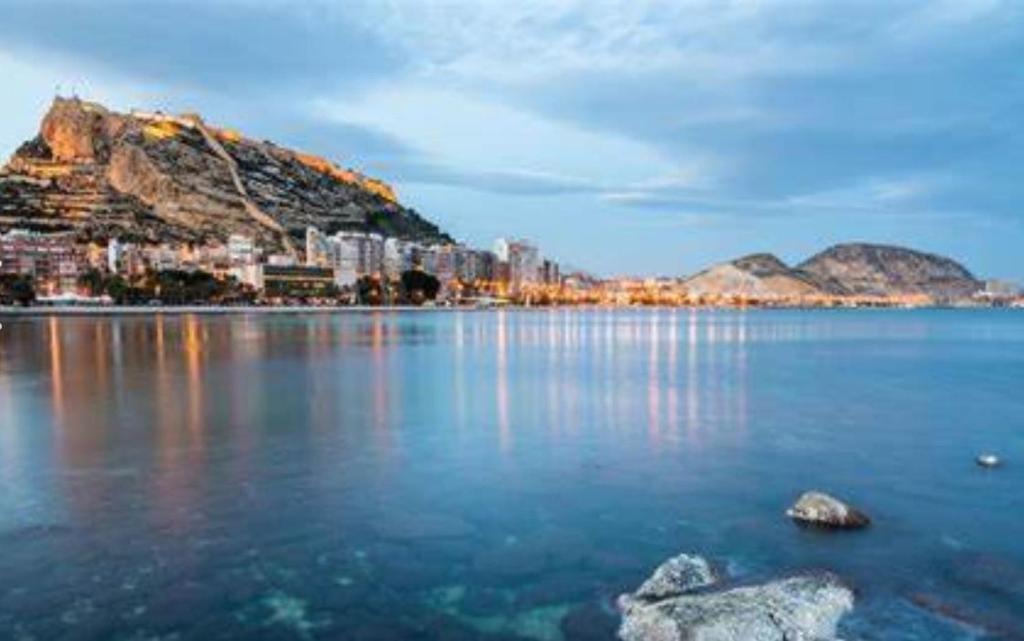 Geomar Penthouse, Alicante