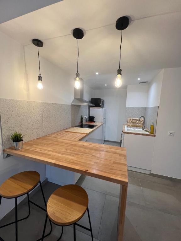 Studio proche plage et vieil Antibes + Parking - 3