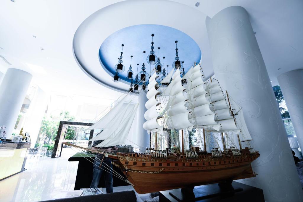 フロント・ロビー