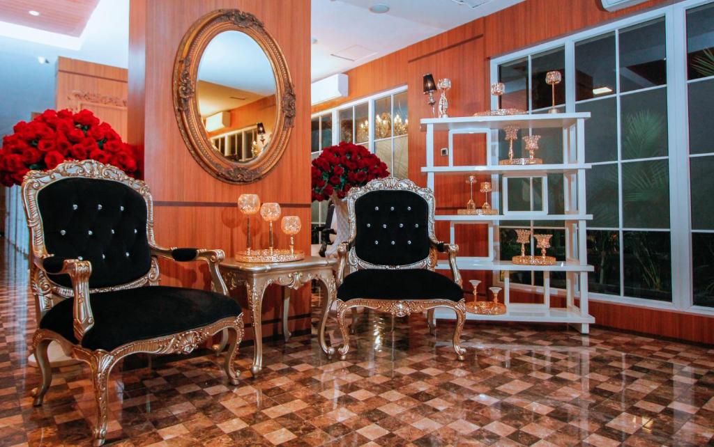 โรงแรมเปอตีต์ บูติก (Petit Boutique Hotel)