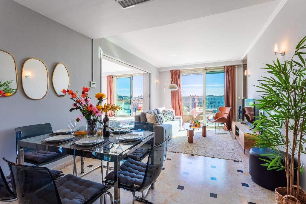 PLAZA TERRACE AP4065 by RIVIERA HOLIDAY HOMES - 4