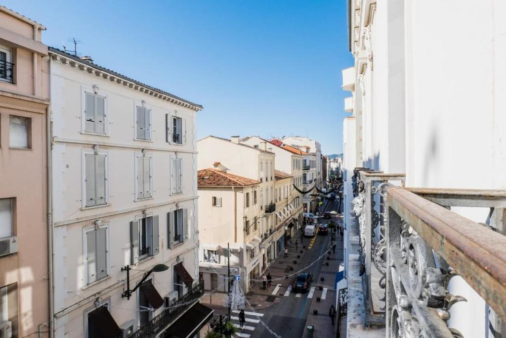 3 pièces rue dAntibes à deux pas du Palais des festivals - 5