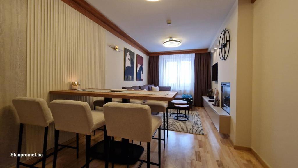 Apartman 109 LUX u sklopu hotela Vucko Jahorina private host - 1