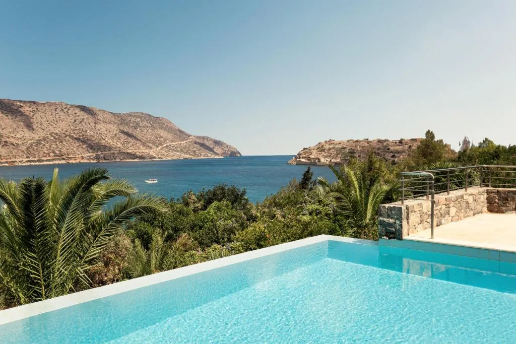 Phāea Blue - Small Luxury Hotels of the World，位于伊罗达的酒店