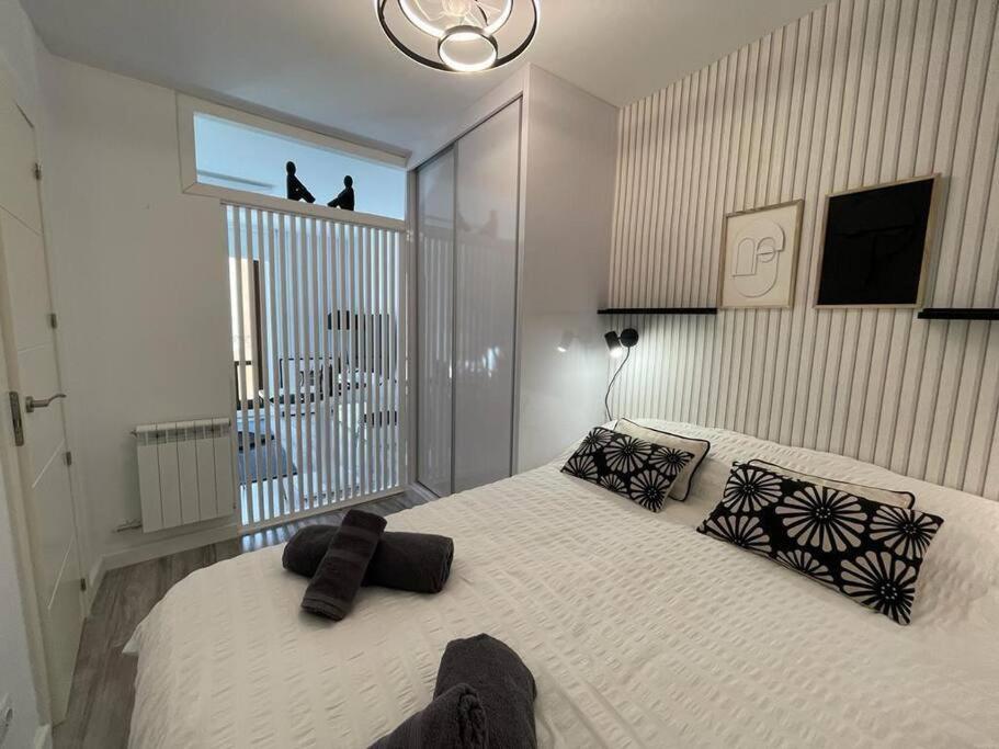 Urban Home by Unique Rooms - 5