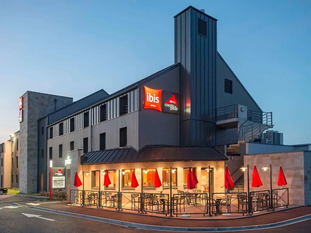 宜必思彭托森湾圣米歇尔山酒店 ，位于圣乔治得戈的酒店