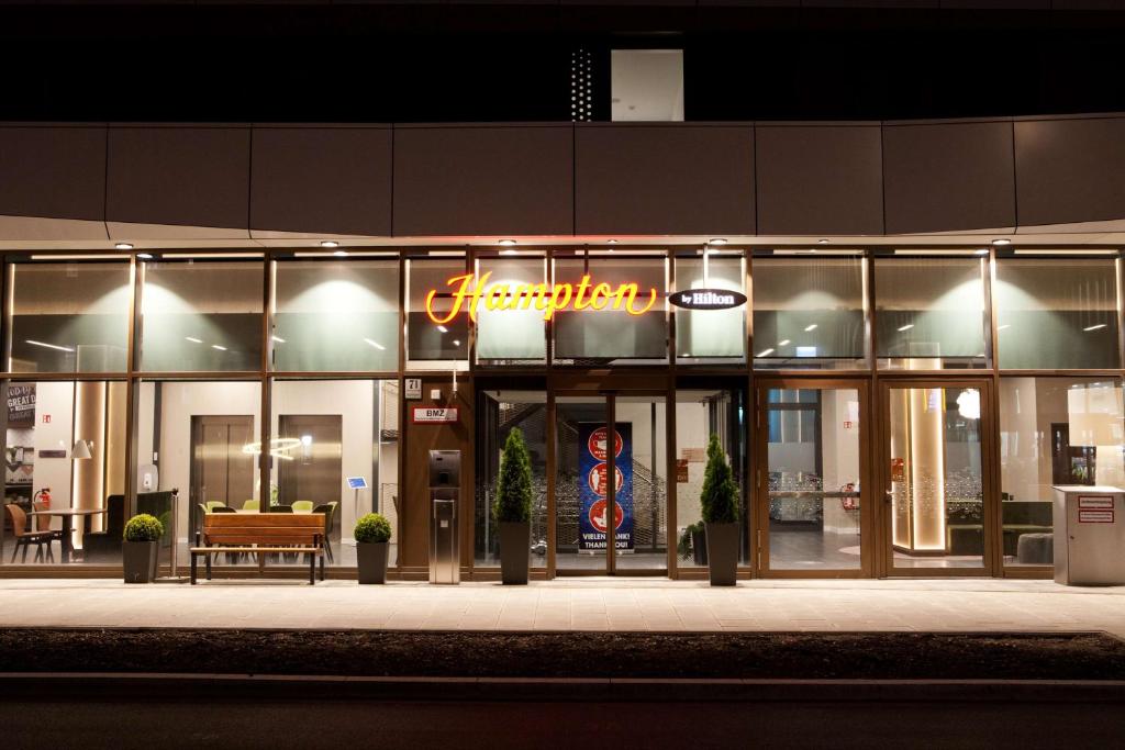 Hampton By Hilton Munich City Center East - 5