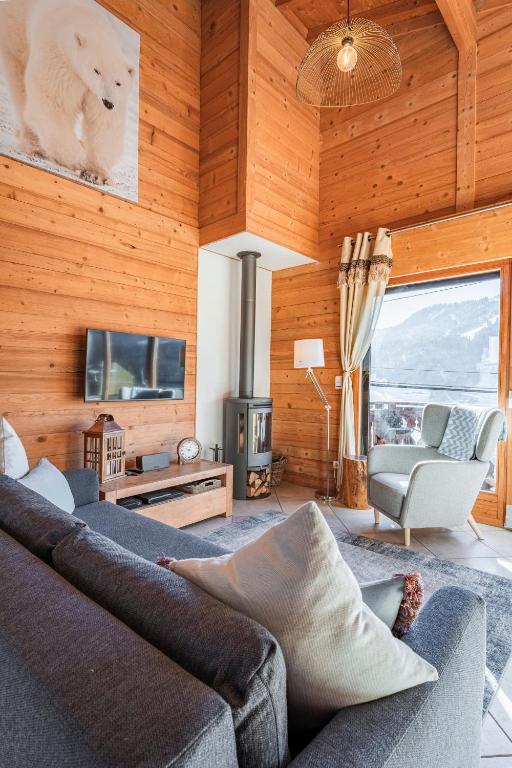 2 bed Chalet, sleeps 5 with shared pool - Morzine - 3