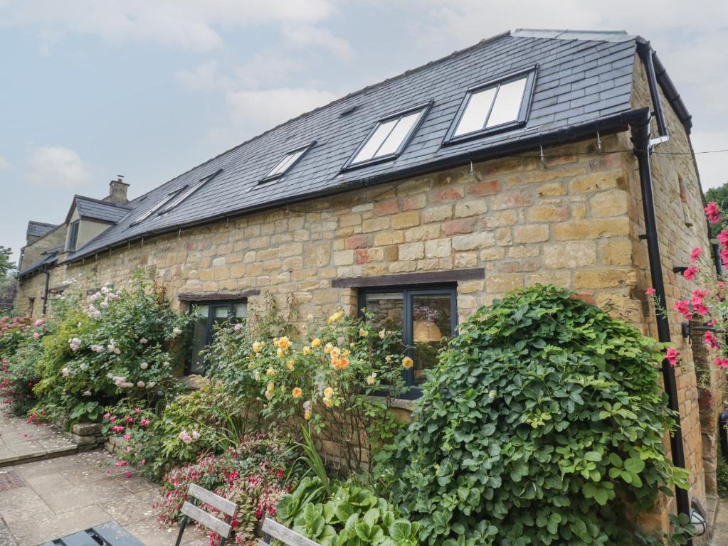 The Old Brewhouse - dog-friendly cottage on Chipping Campden High Street