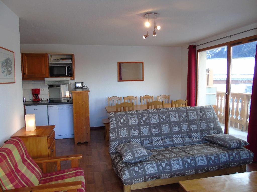 Appartement 4 pièces à Valfréjus, proche ski, balcon, 8 pers. - FR-1-561-45 - 1