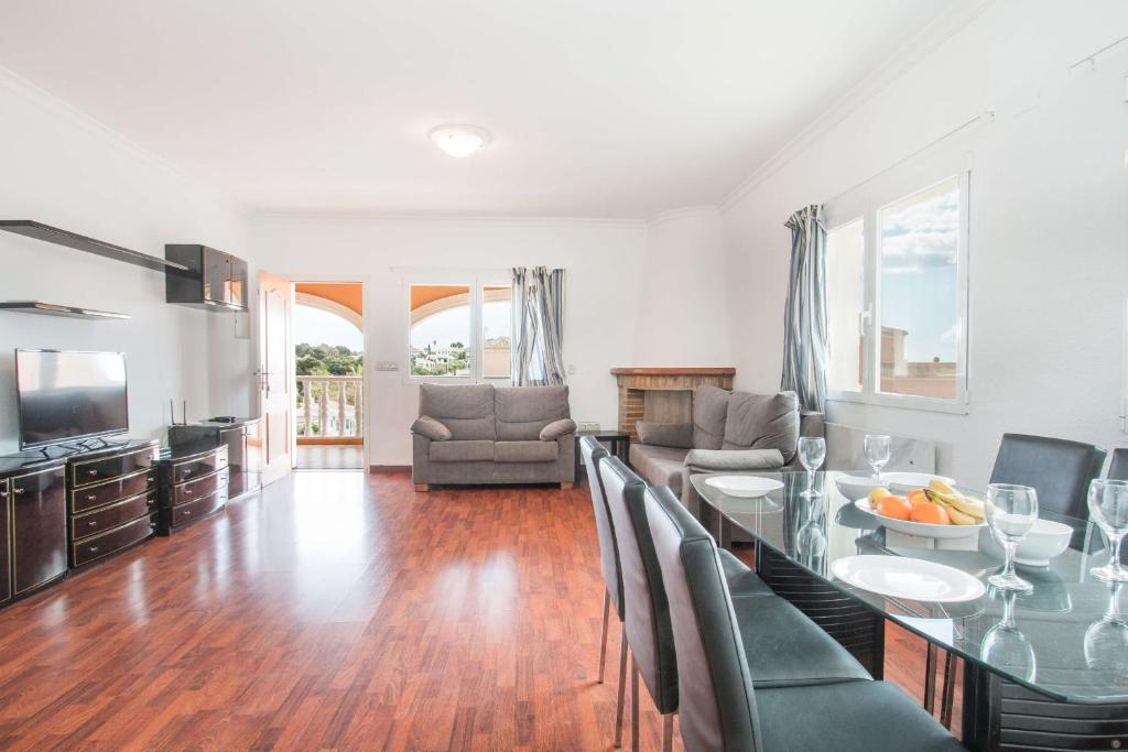 Shared lounge/TV area, Villa Zelda - PlusHolidays in Calpe