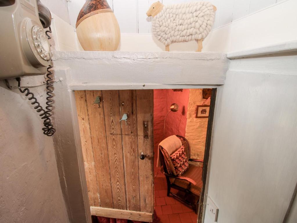 Castle Cottage, Clun photo 8