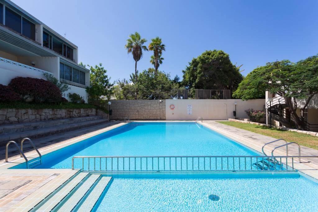 Modern 2 bed penthouse Américas centre of town with a pool and ocean views - 3