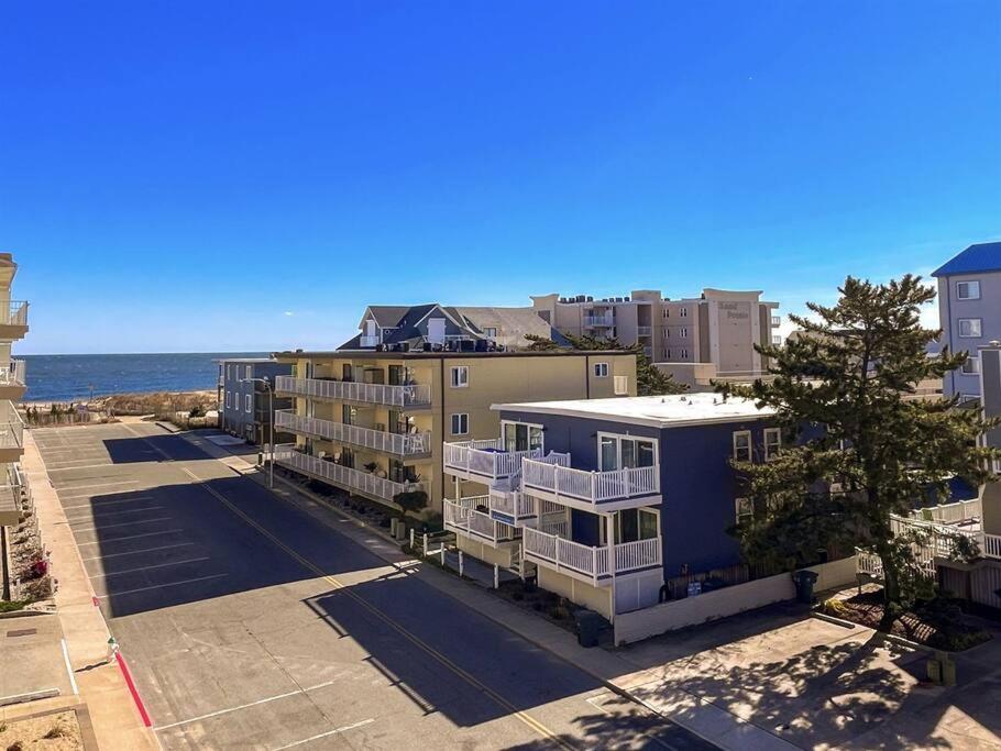 Ocean Views * Private Balcony * Elevator, Ocean City