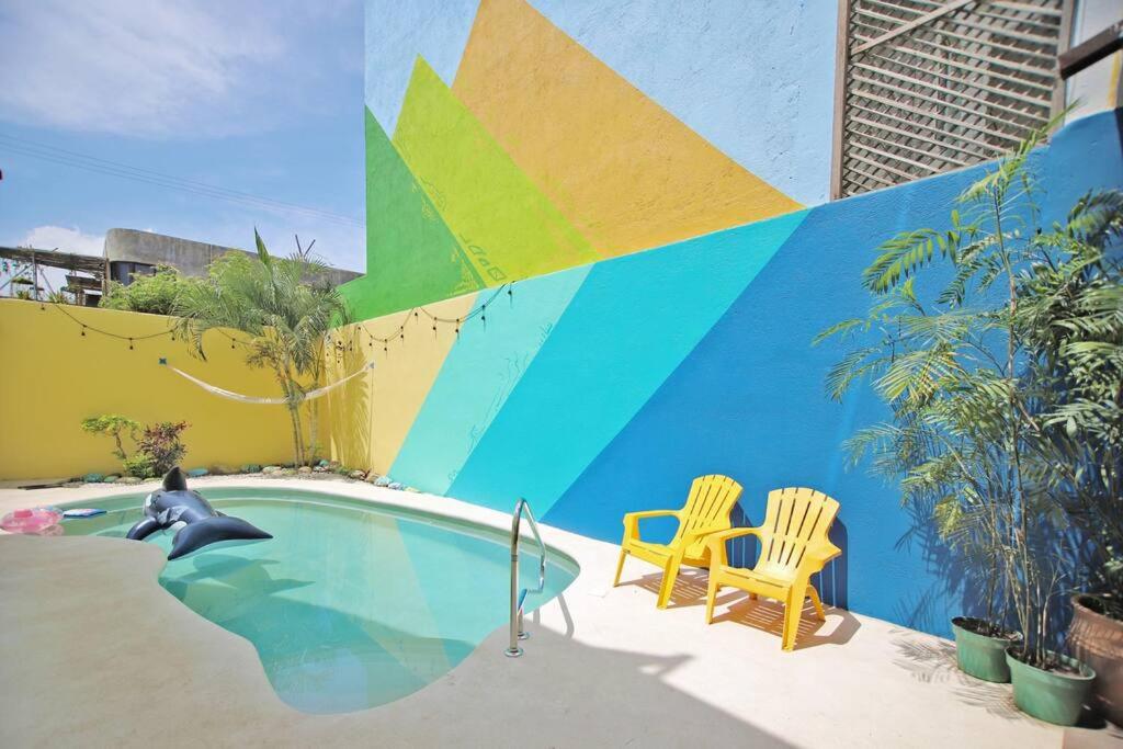 Walkable Rinconada Studio King Bed, Pool, Fast WiFi - Trees - 2