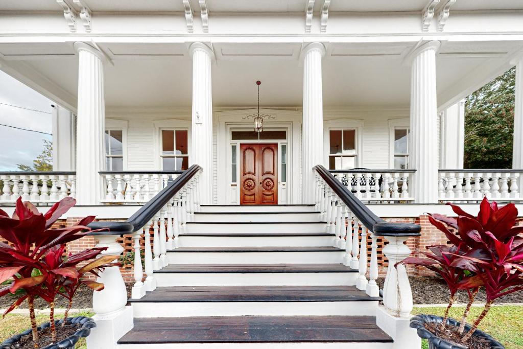 Golden Hour, Wilmington