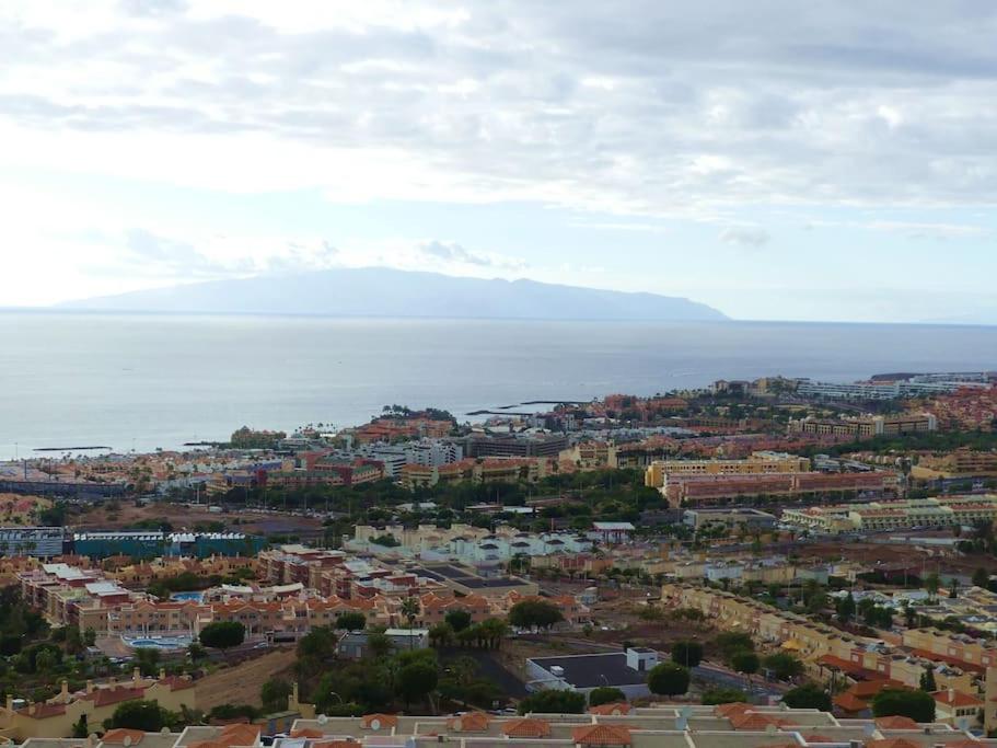 Apartamento con piscina climatizada y vistas - 2