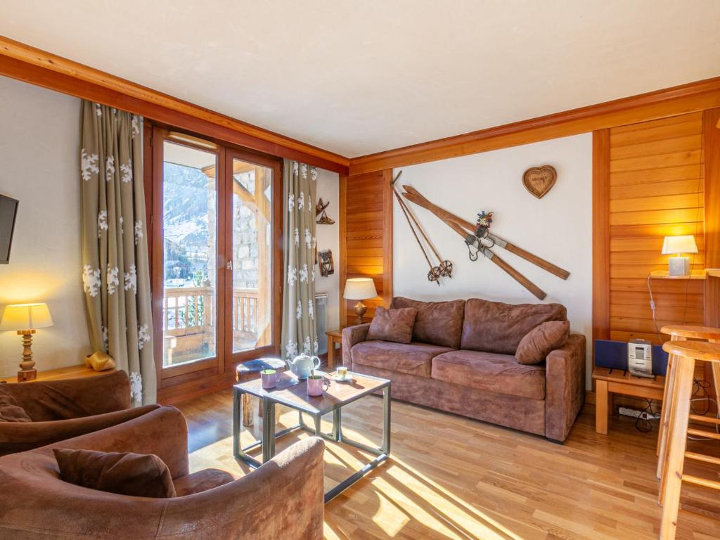Appartement de charme avec wifi, balcon et vue village - FR-1-694-128, Val dʼIsère