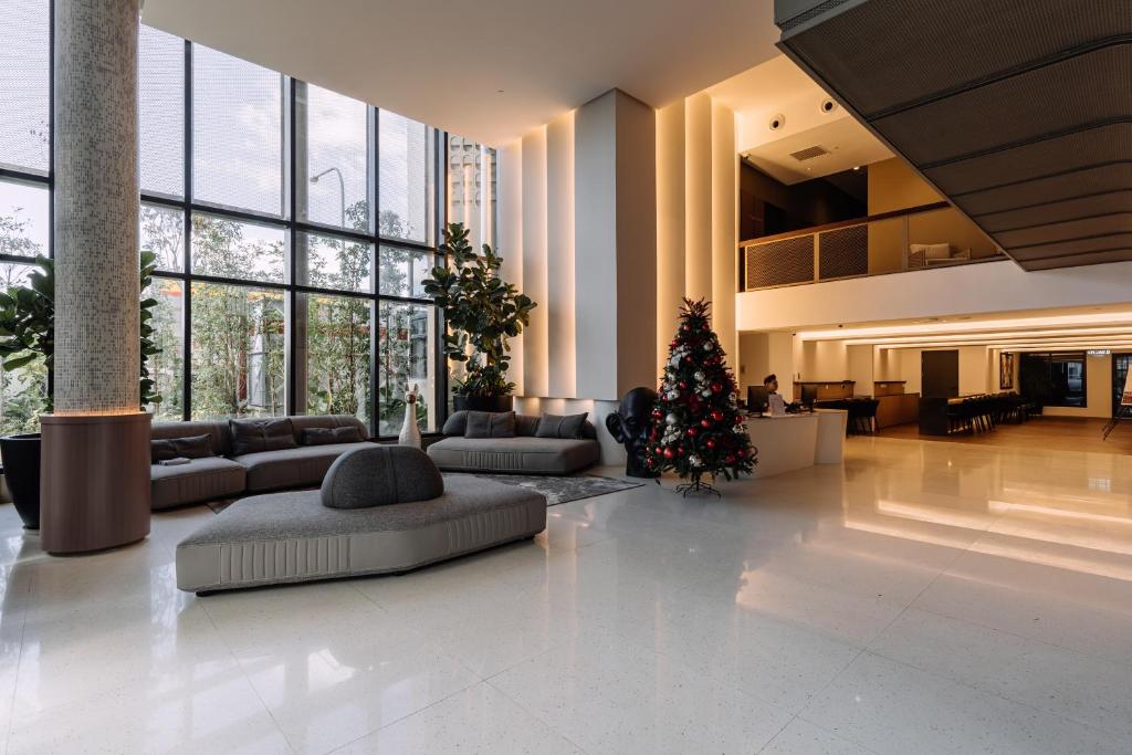 Lobby, Impiana by Roxy Hotel in Kuching