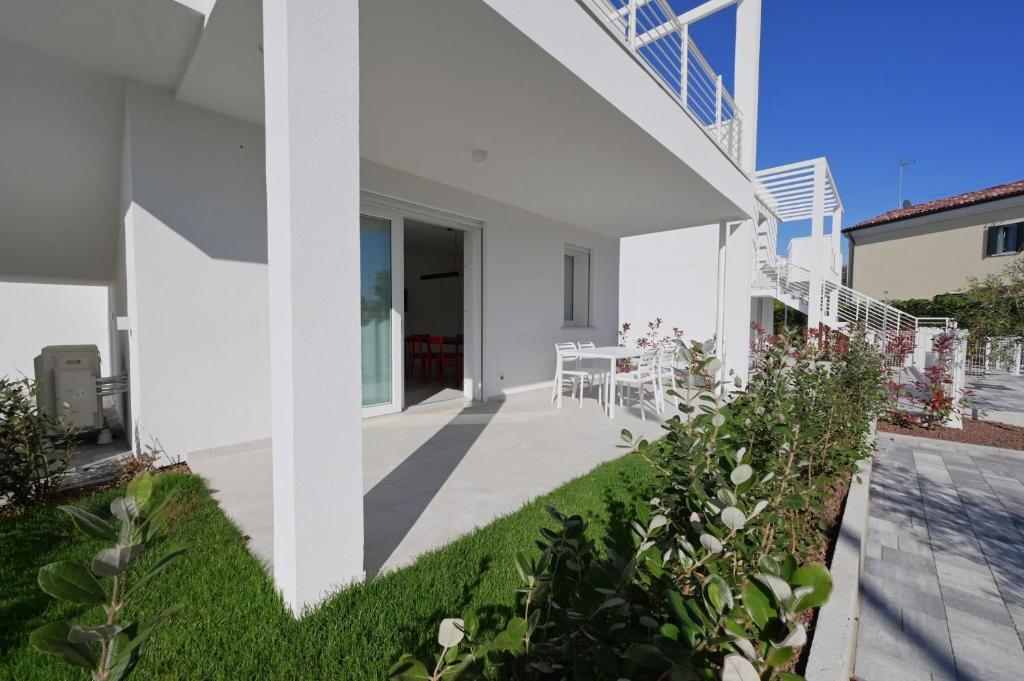 L14 Apartments - 2