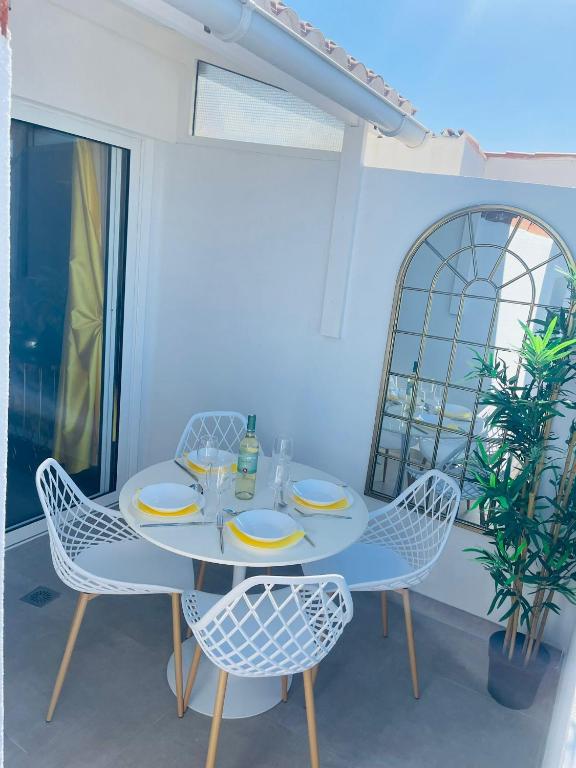 La Dolce Vita Penthouse 2 Bedroom Apartment - 2