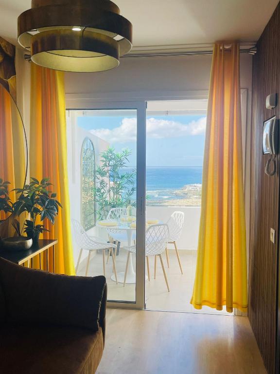 La Dolce Vita Penthouse 2 Bedroom Apartment - 5