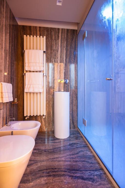 Venice Liassidi Wellness Suites Additional