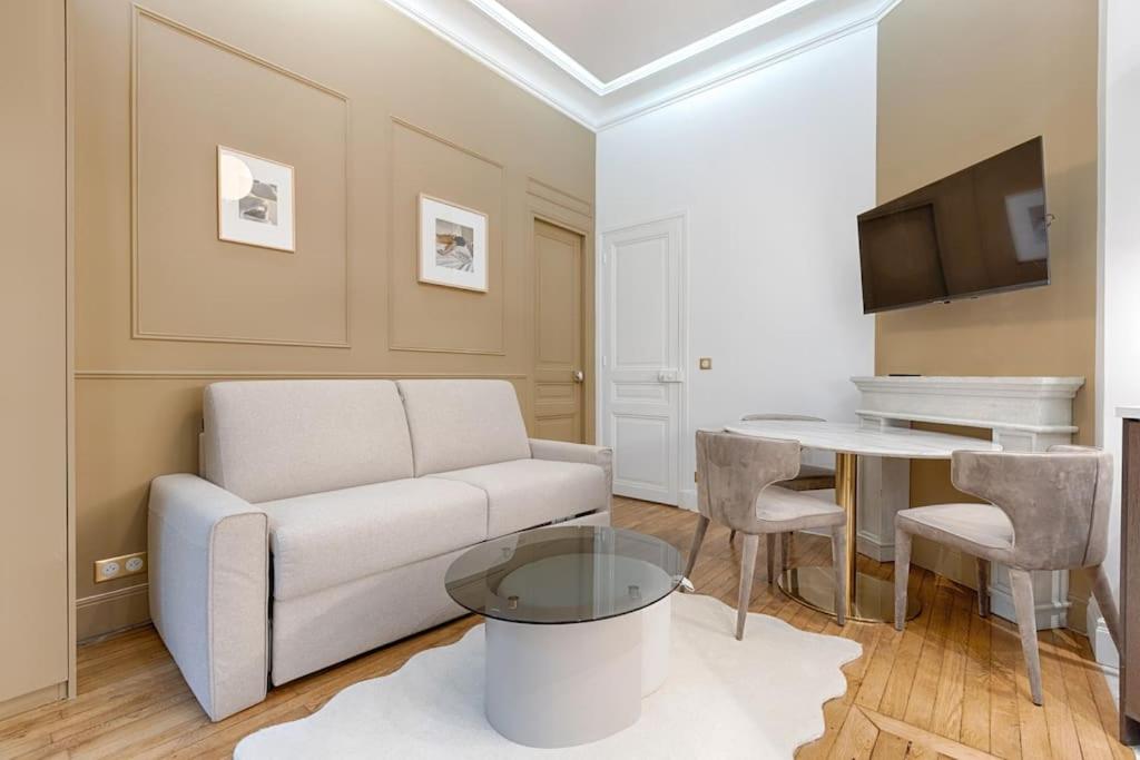 MyKeypers Luxury Parisian Flat - Heart of Paris - 4