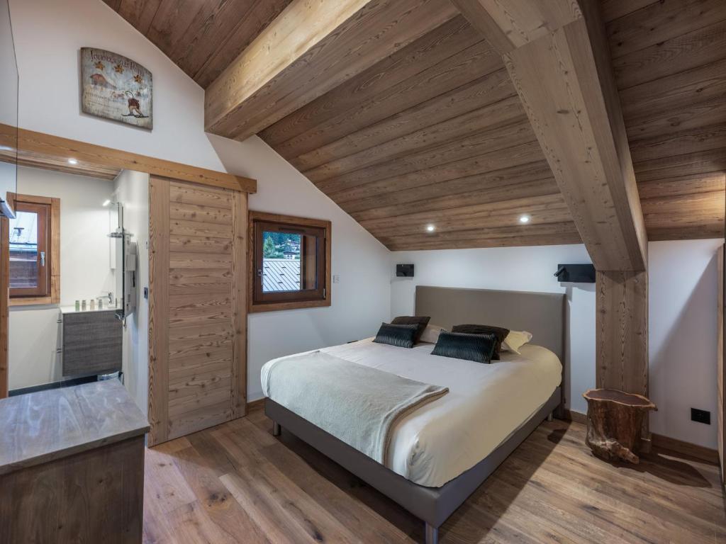 Appartement rénové au centre de Megève avec balcon et parking - FR-1-569-137 - 5