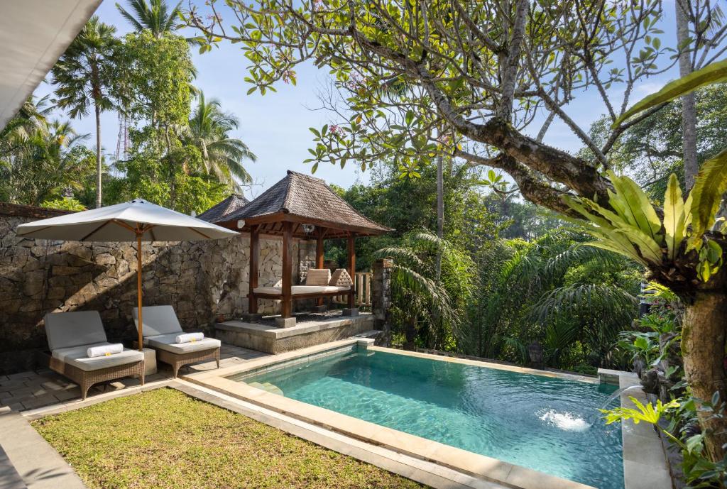 Great swimming pool