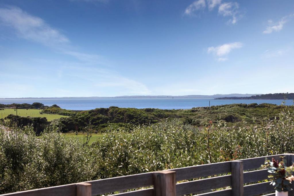 Bayview Bliss, Surf Beach