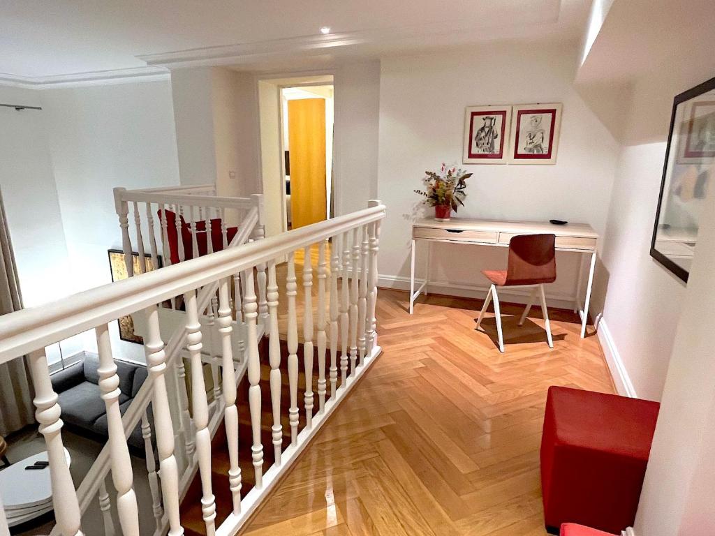 L'appartement Pierre Charron C - 5