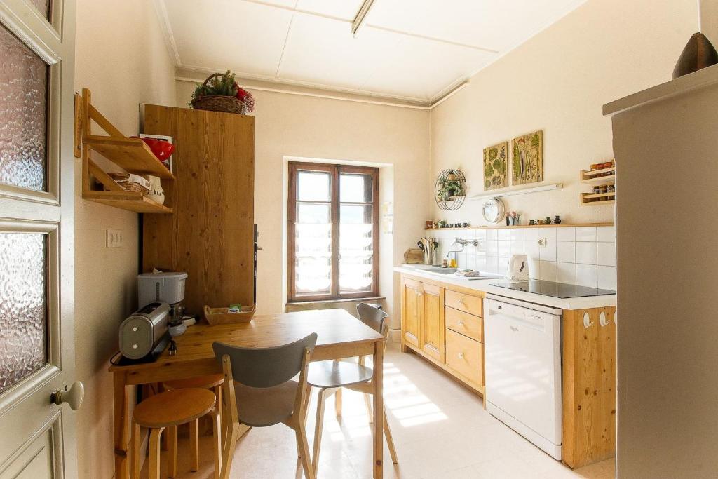 Maison Emile Devouassoud - by Care Concierge - 4