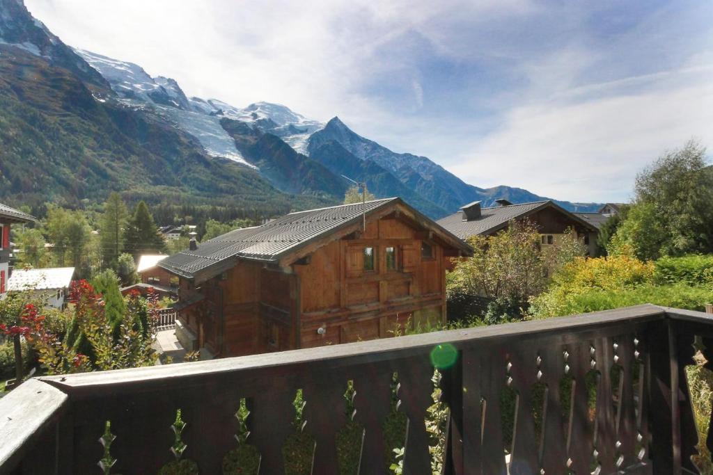 Le Chamouny- Family Apt - Central - Quiet - Hikeing & Rock Climbing Close by - 3