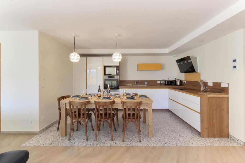 L'Abeille - Renovated - 4 bedroom - 8 person-110sqm - Views! - 4