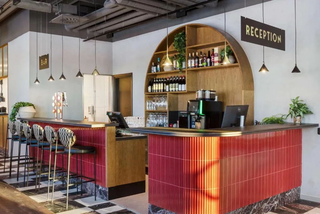 Best Western Plus Hotel Kungens Kurva, hotel in Stockholm