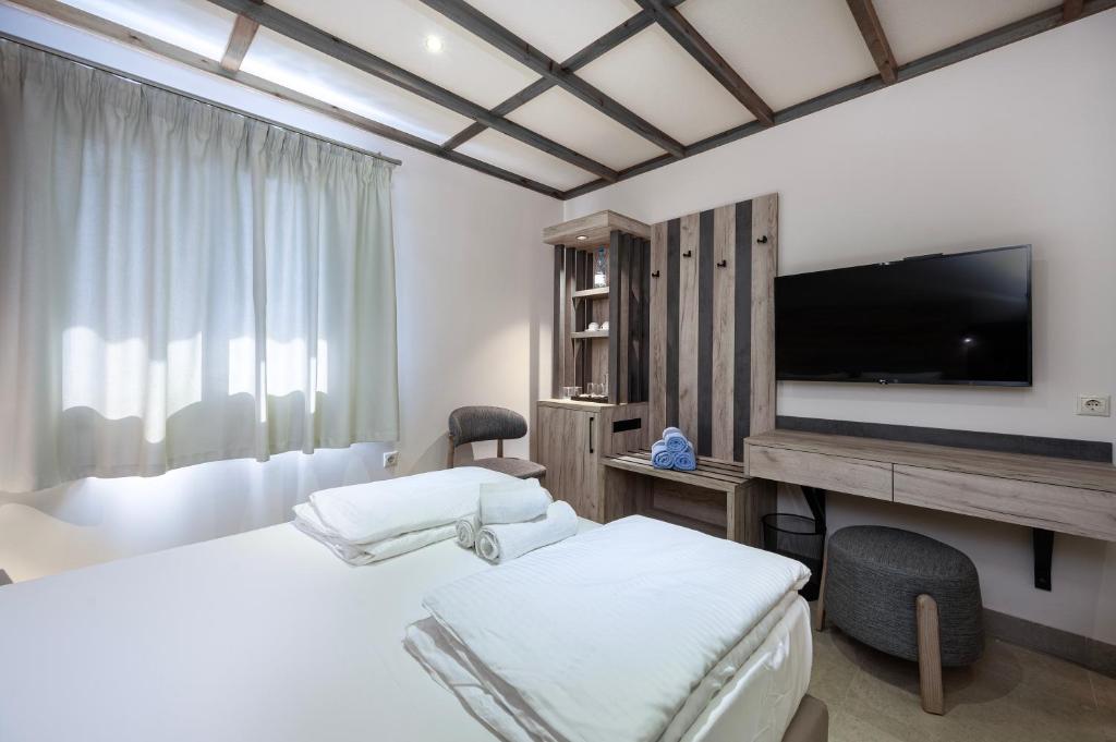 Palladium hotel — Hotel rooms in Marmari (Kos), South Aegean
