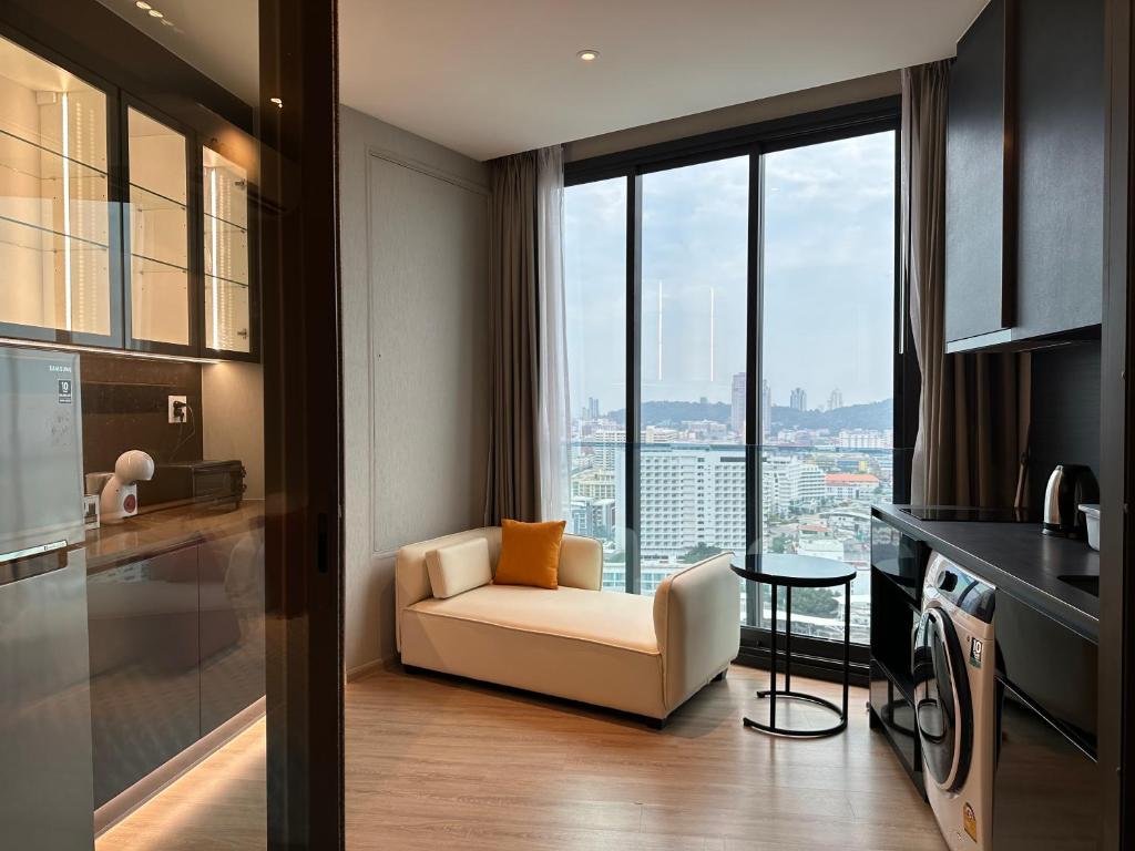 502 Edge芭提雅市中心25楼高层海景服务公寓，芭提雅海湾景观，近沙滩，步行街，购物中心, Pattaya Central