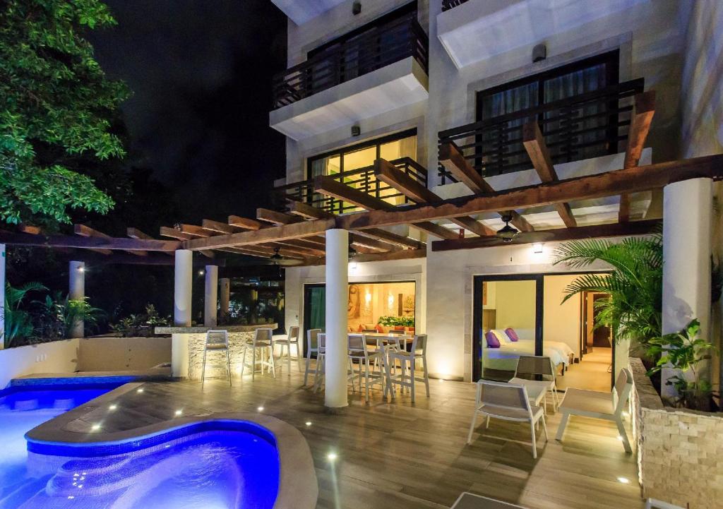 ATA06 - One of a Kind Private Pool Close Beach, Playa del Carmen