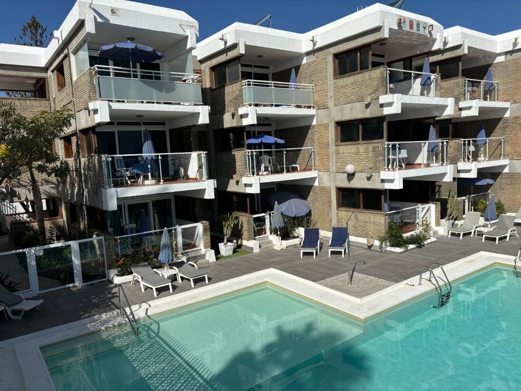 Apartamentos El Paseo - 2