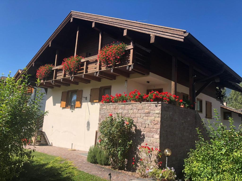 CASA BRUNELLA - 1