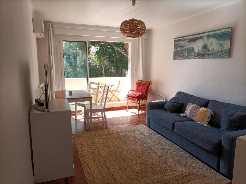 T2 à 50 mètres de la mer, Saint-Cyr-sur-Mer