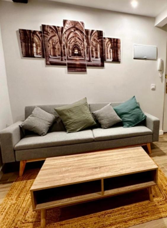 AtuaireHome Los Arcos en el centro histórico de Burgos - 2
