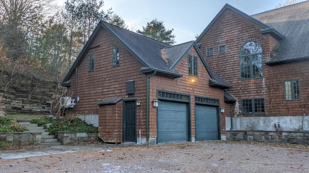 Secluded Shelburne Studio with Great Ski Access!