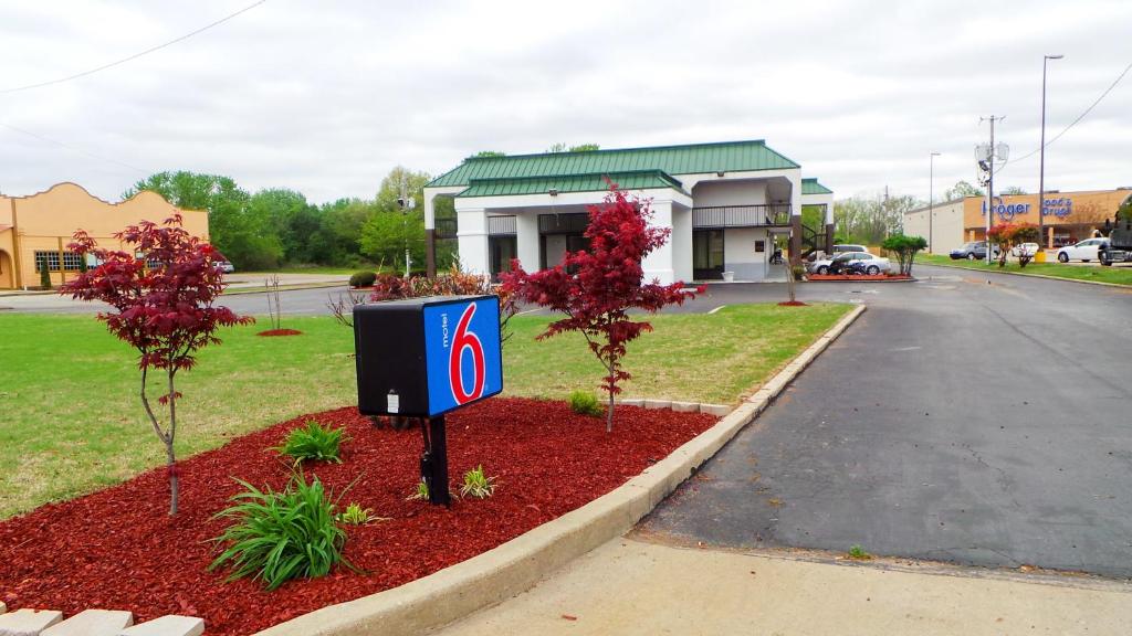 Motel 6-Covington, TN, Covington