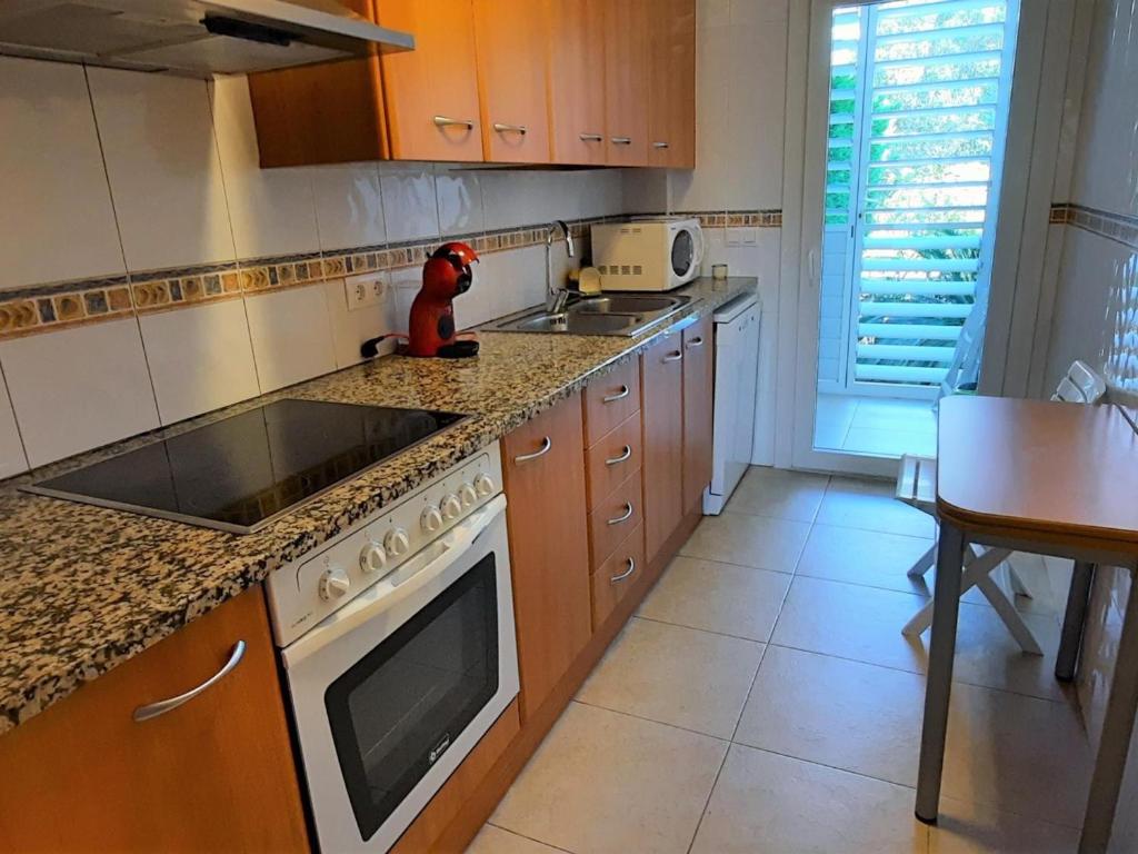 Apartamento tranquilo con terraza y jardín cerca de la playa - ES-170-47 - 2